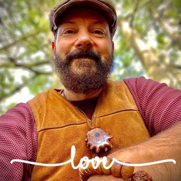 Meet your Posher, Robert - Picture 1 of 1